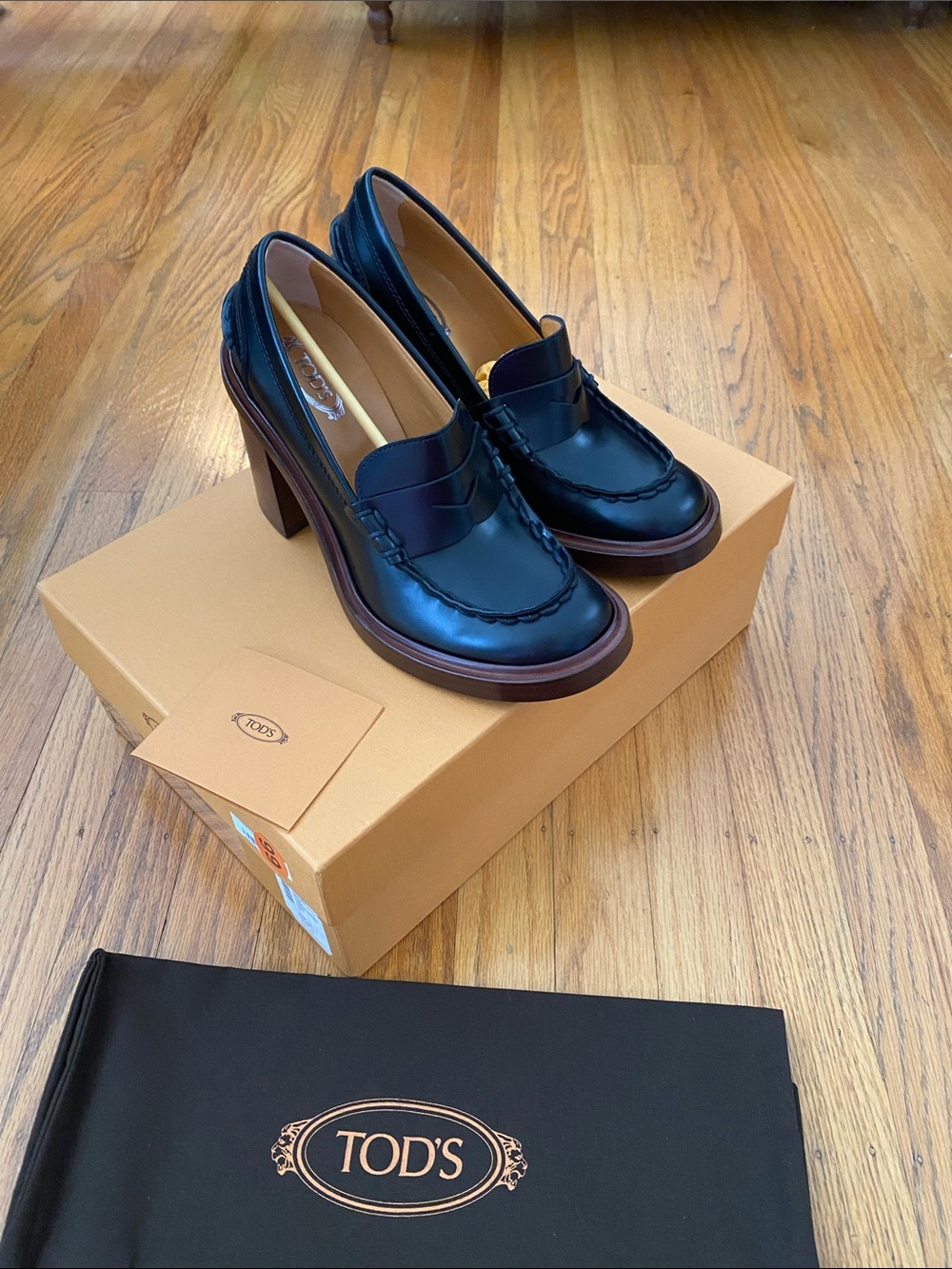 Tod's calfskin Chunky Heeled Platform Black Leather Penny Loafers